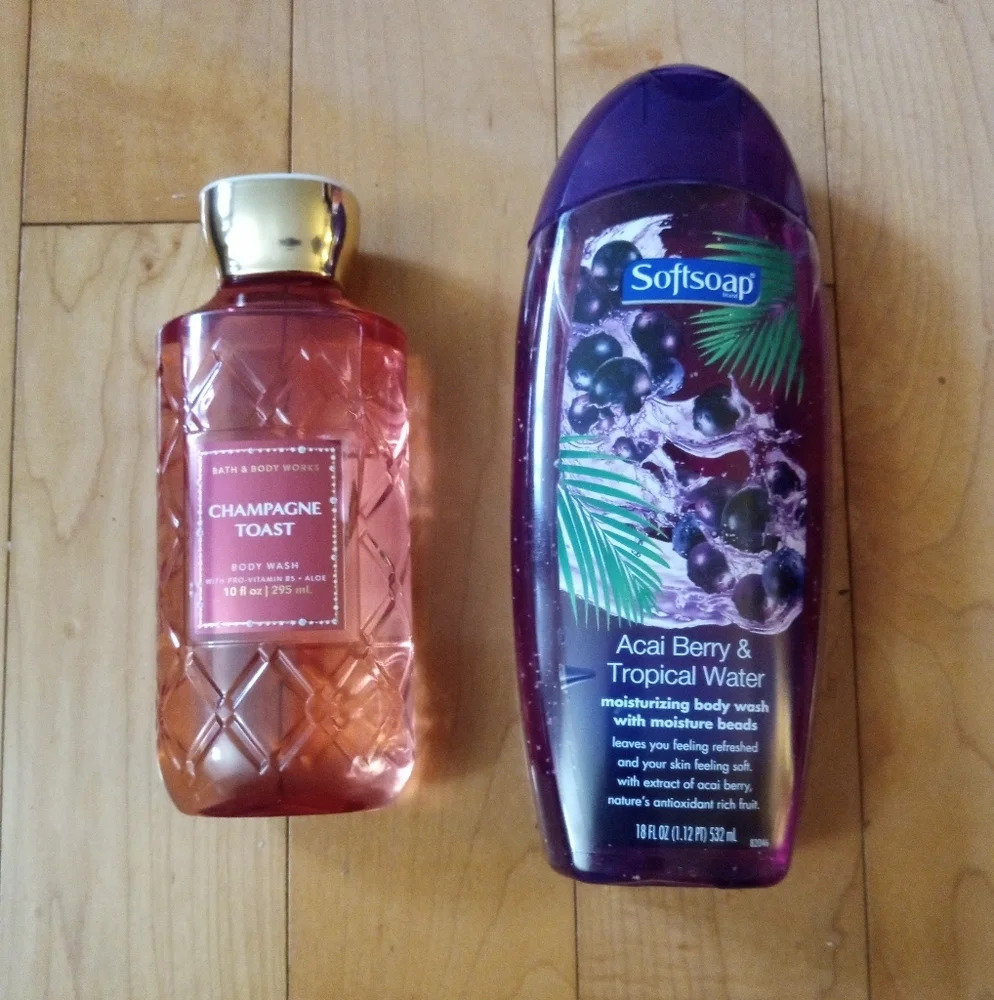Body wash bundle with Bath & Bodyworks and Soft Soap Acai Berry